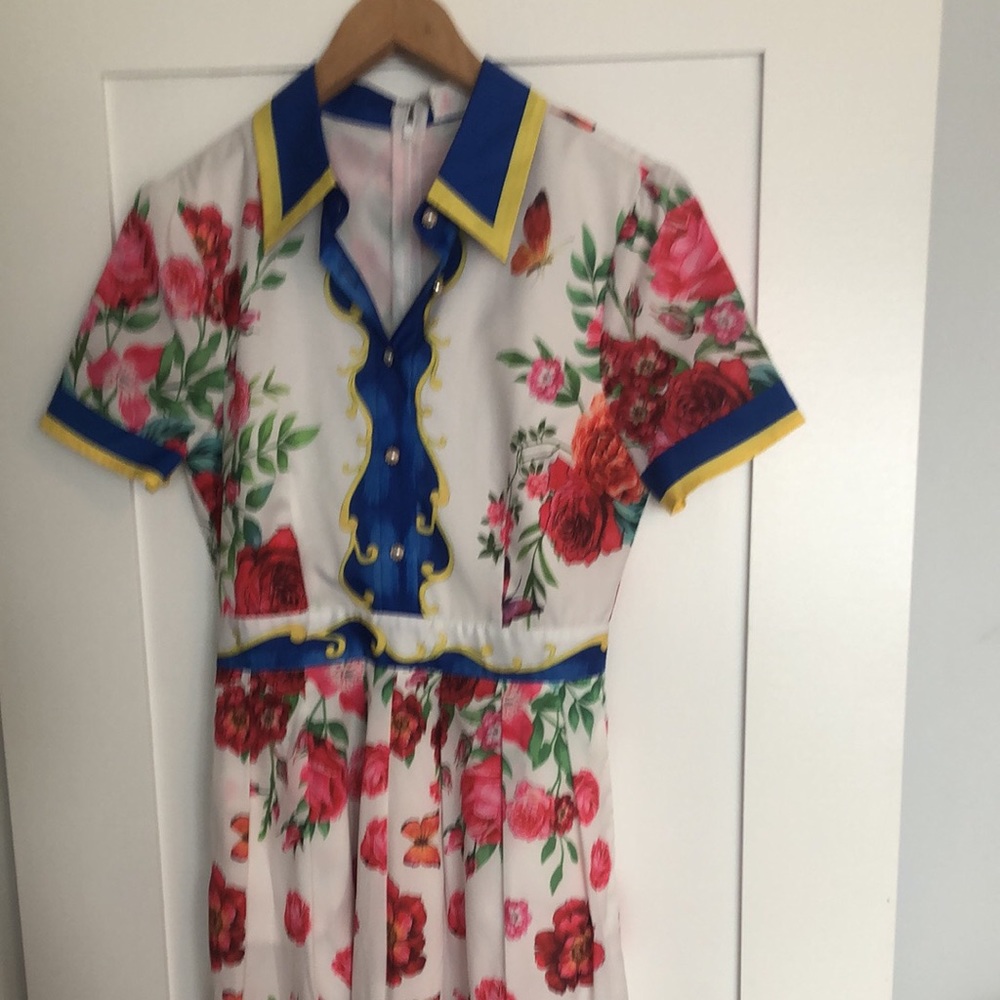 Floral jumpsuit size xs